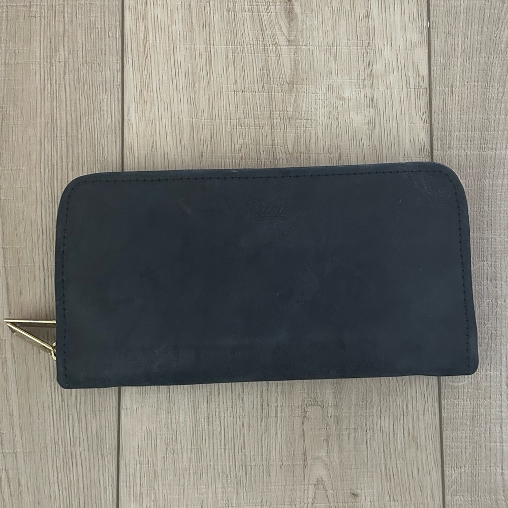 Sseko Black Leather Wallet with Gold Zipper